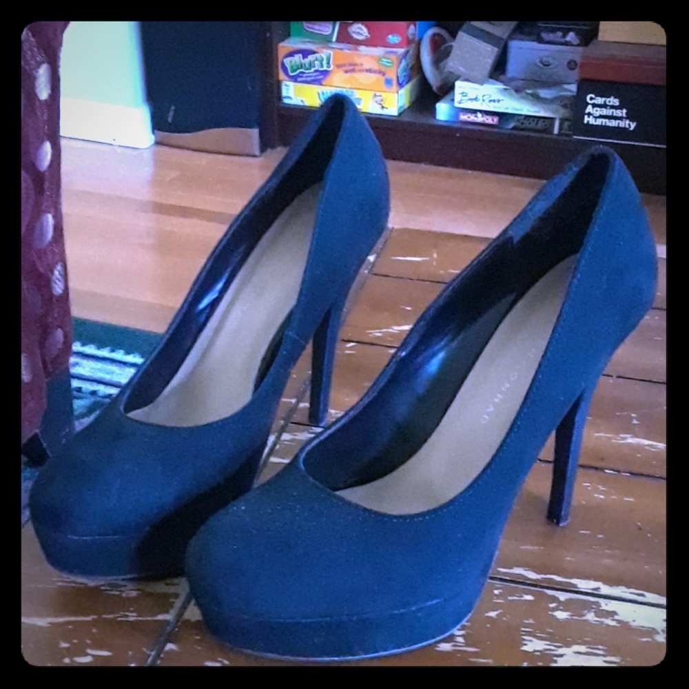 High heels shoes